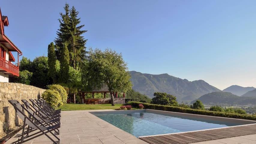 Le Chalet Des Pyrenees St Savin Saint-Savin  المظهر الخارجي الصورة