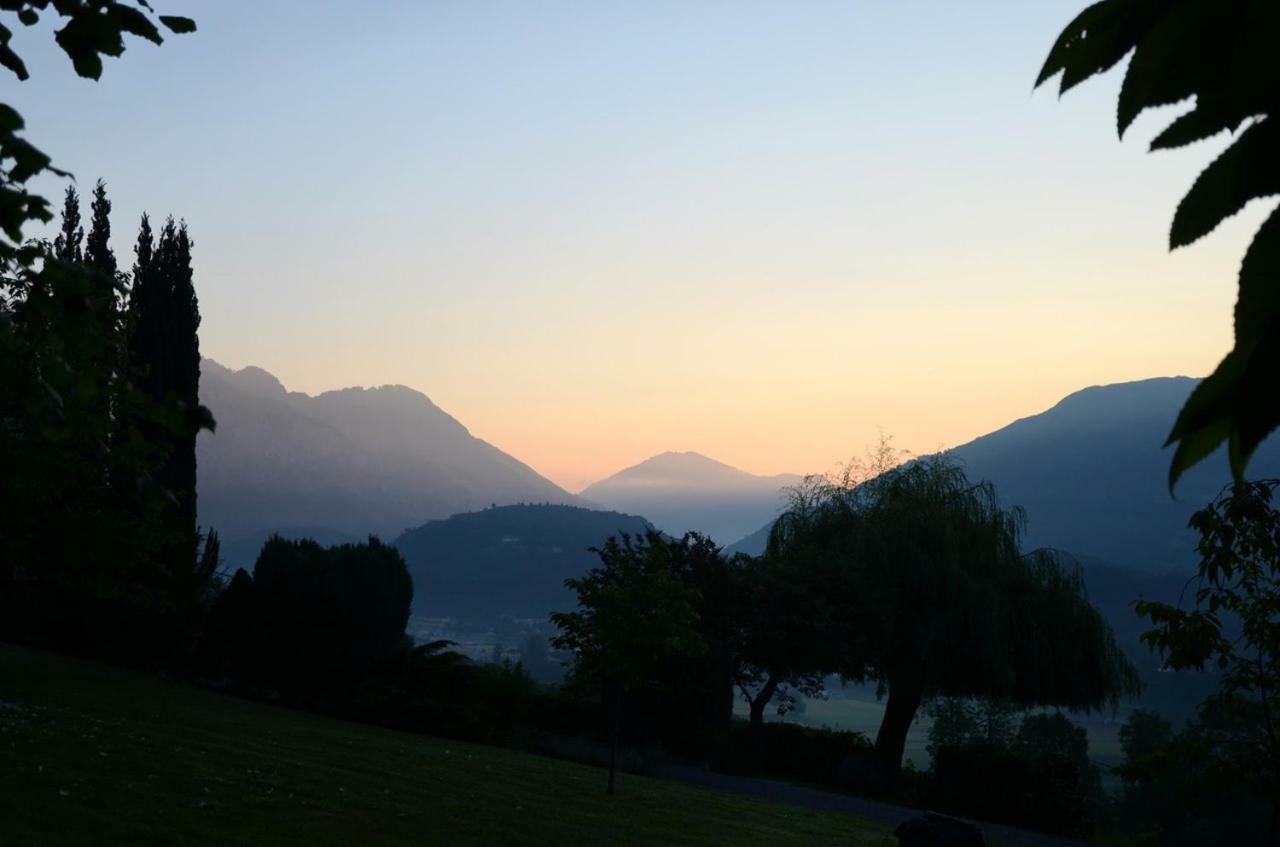 Le Chalet Des Pyrenees St Savin Saint-Savin  المظهر الخارجي الصورة